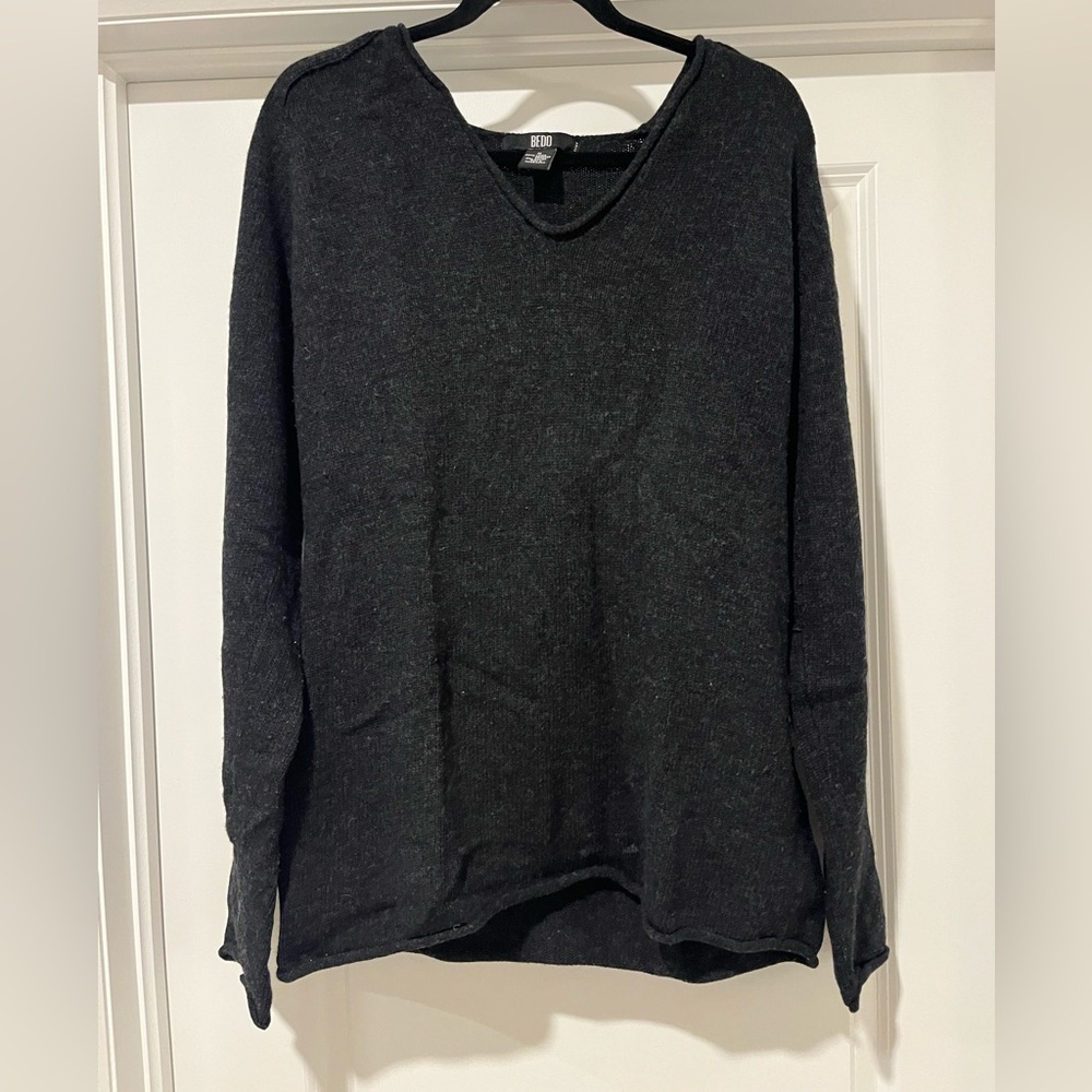 BEDOA charcoal grey wool v-neck sweater , size medium